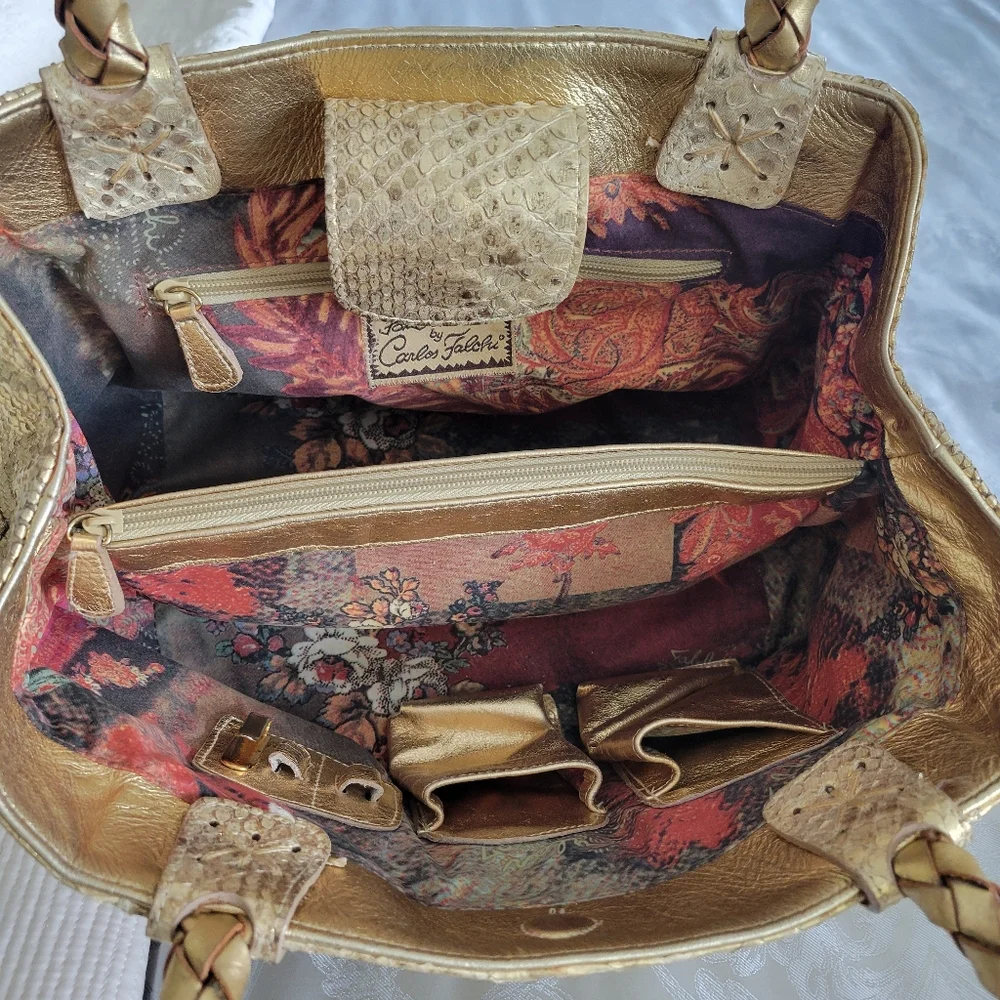 CARLOS FALCHI Vintage Genuine Leather Handbag. - Picture 6 of 13